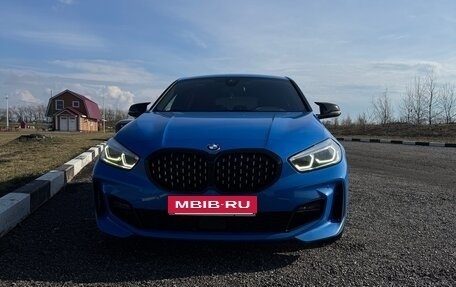 BMW 1 серия, 2019 год, 2 900 000 рублей, 10 фотография