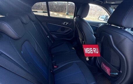 BMW 1 серия, 2019 год, 2 900 000 рублей, 18 фотография