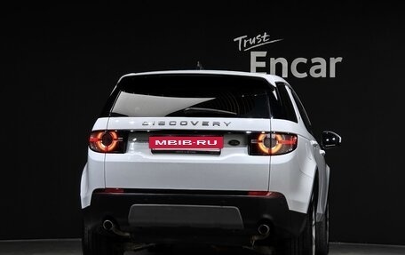 Land Rover Discovery Sport I рестайлинг, 2018 год, 1 938 000 рублей, 3 фотография