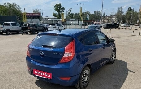 Hyundai Solaris II рестайлинг, 2011 год, 750 000 рублей, 4 фотография