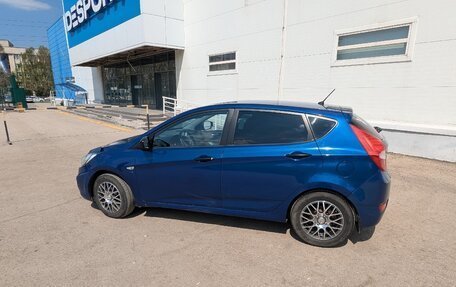 Hyundai Solaris II рестайлинг, 2011 год, 750 000 рублей, 7 фотография
