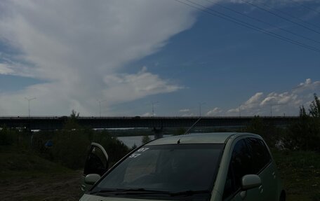 Mitsubishi Colt VI рестайлинг, 2003 год, 350 000 рублей, 3 фотография