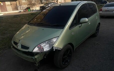 Mitsubishi Colt VI рестайлинг, 2003 год, 350 000 рублей, 8 фотография