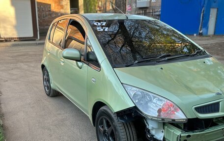 Mitsubishi Colt VI рестайлинг, 2003 год, 350 000 рублей, 15 фотография