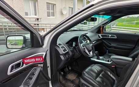 Ford Explorer VI, 2013 год, 1 700 000 рублей, 7 фотография