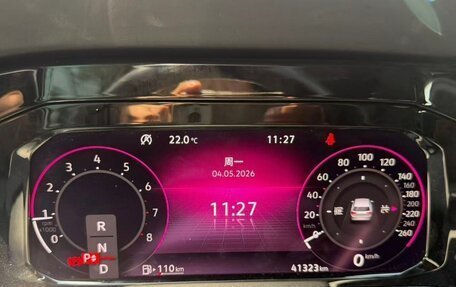 Volkswagen Golf VIII, 2021 год, 1 800 000 рублей, 11 фотография