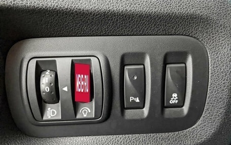 Renault Kaptur I рестайлинг, 2017 год, 1 330 000 рублей, 26 фотография