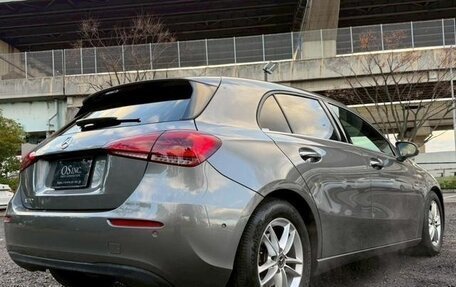 Mercedes-Benz A-Класс, 2019 год, 1 179 000 рублей, 9 фотография