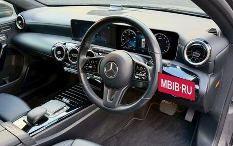 Mercedes-Benz A-Класс, 2019 год, 1 179 000 рублей, 15 фотография