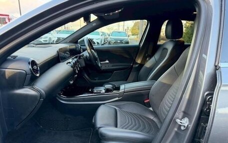 Mercedes-Benz A-Класс, 2019 год, 1 179 000 рублей, 17 фотография