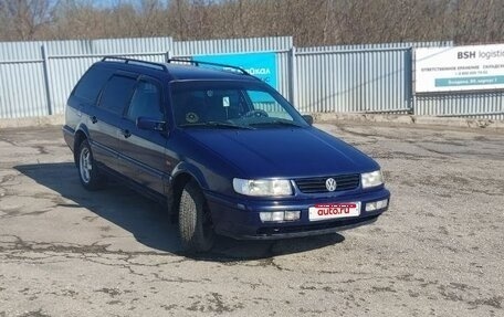 Volkswagen Passat B4, 1996 год, 240 000 рублей, 1 фотография