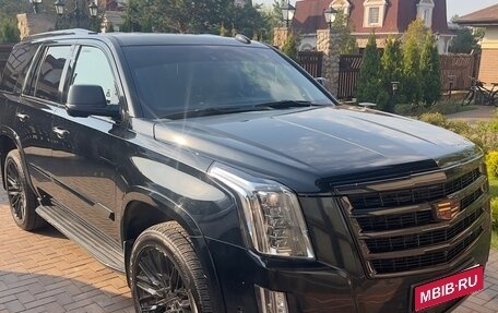 Cadillac Escalade IV, 2019 год, 5 100 000 рублей, 1 фотография
