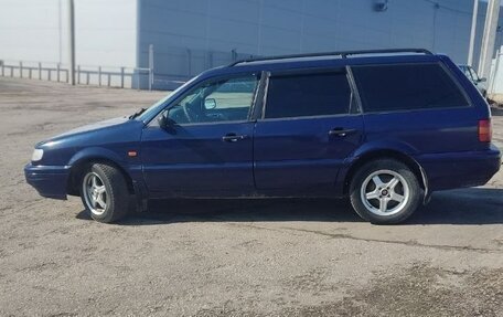 Volkswagen Passat B4, 1996 год, 240 000 рублей, 4 фотография