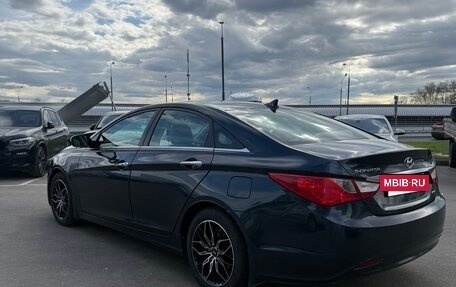 Hyundai Sonata VI, 2010 год, 1 050 000 рублей, 5 фотография
