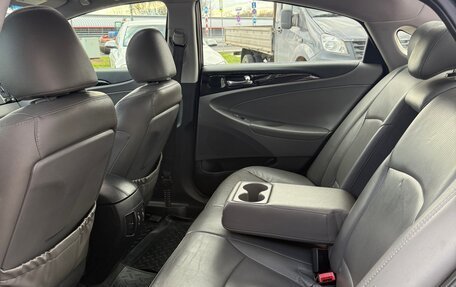 Hyundai Sonata VI, 2010 год, 1 050 000 рублей, 22 фотография