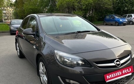 Opel Astra J, 2012 год, 765 000 рублей, 2 фотография