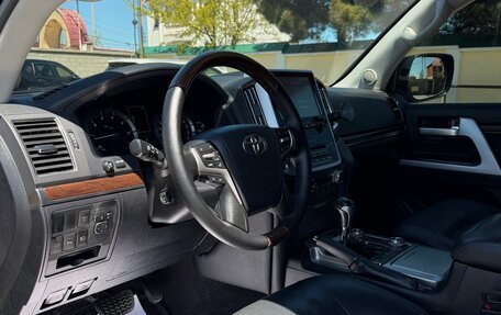 Toyota Land Cruiser 200, 2015 год, 5 380 000 рублей, 9 фотография