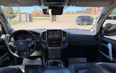 Toyota Land Cruiser 200, 2015 год, 5 380 000 рублей, 12 фотография