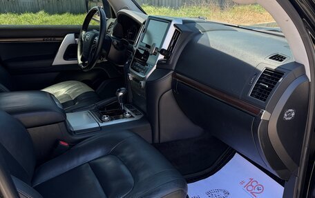 Toyota Land Cruiser 200, 2015 год, 5 380 000 рублей, 14 фотография