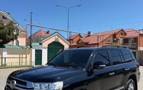 Toyota Land Cruiser 200, 2015 год, 5 380 000 рублей, 4 фотография