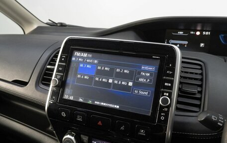 Nissan Serena IV, 2019 год, 2 499 000 рублей, 21 фотография