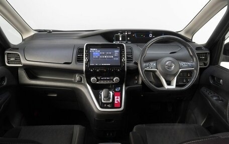 Nissan Serena IV, 2019 год, 2 499 000 рублей, 19 фотография