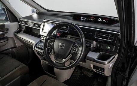 Honda Stepwgn IV, 2015 год, 2 050 000 рублей, 10 фотография
