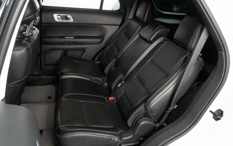 Ford Explorer VI, 2013 год, 2 220 000 рублей, 15 фотография