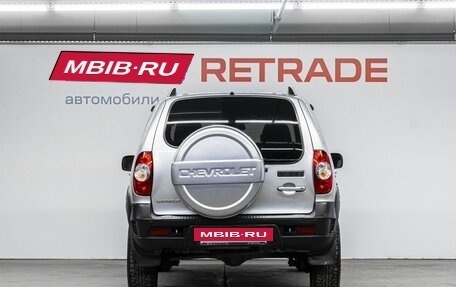 Chevrolet Niva I рестайлинг, 2018 год, 830 000 рублей, 7 фотография