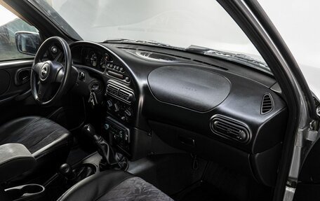 Chevrolet Niva I рестайлинг, 2018 год, 830 000 рублей, 14 фотография