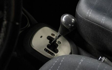 Toyota Yaris III рестайлинг, 2007 год, 799 000 рублей, 11 фотография