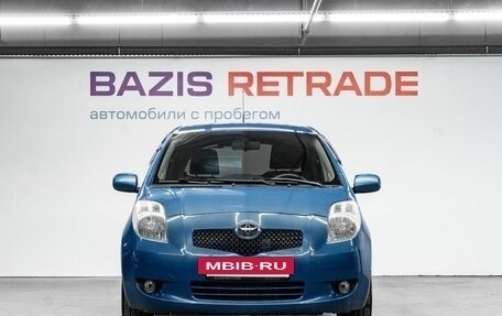 Toyota Yaris III рестайлинг, 2007 год, 799 000 рублей, 3 фотография