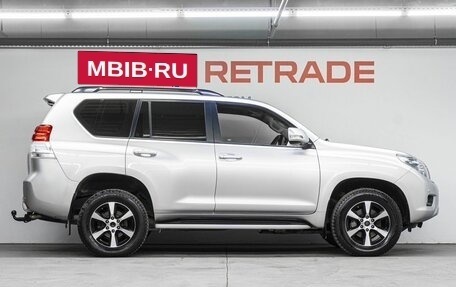 Toyota Land Cruiser Prado 150 рестайлинг 2, 2011 год, 3 575 000 рублей, 5 фотография