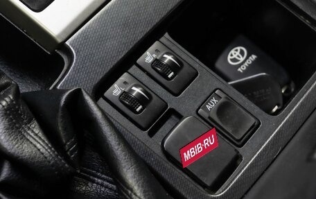 Toyota Land Cruiser Prado 150 рестайлинг 2, 2011 год, 3 575 000 рублей, 12 фотография