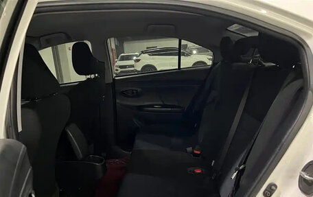 Toyota Yaris XP150 рестайлинг, 2022 год, 1 208 630 рублей, 11 фотография