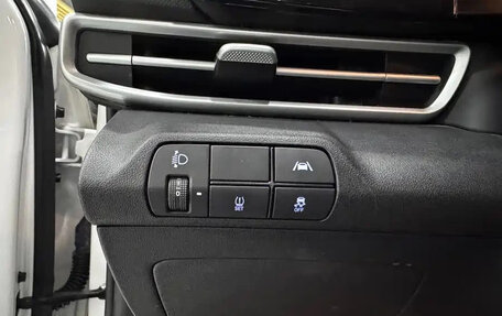 Hyundai Elantra, 2023 год, 1 130 930 рублей, 11 фотография