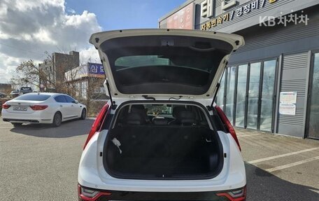 KIA Niro, 2023 год, 1 630 000 рублей, 8 фотография