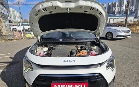 KIA Niro, 2023 год, 1 630 000 рублей, 7 фотография