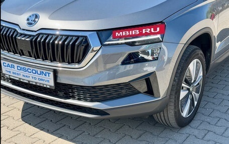 Skoda Karoq I, 2023 год, 4 354 075 рублей, 27 фотография