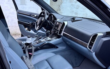 Porsche Cayenne III, 2011 год, 2 490 000 рублей, 12 фотография