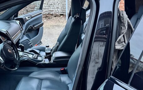 Porsche Cayenne III, 2011 год, 2 490 000 рублей, 15 фотография
