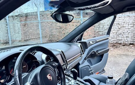 Porsche Cayenne III, 2011 год, 2 490 000 рублей, 18 фотография