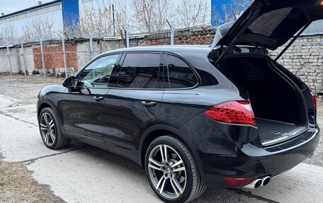 Porsche Cayenne III, 2011 год, 2 490 000 рублей, 24 фотография
