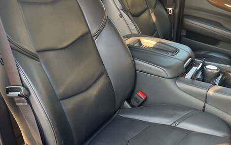 Cadillac Escalade IV, 2019 год, 5 100 000 рублей, 10 фотография