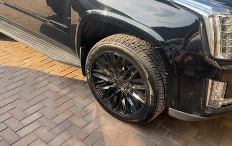Cadillac Escalade IV, 2019 год, 5 100 000 рублей, 4 фотография