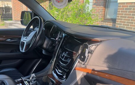 Cadillac Escalade IV, 2019 год, 5 100 000 рублей, 6 фотография