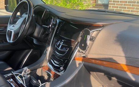Cadillac Escalade IV, 2019 год, 5 100 000 рублей, 7 фотография