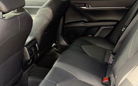 Toyota Camry, 2021 год, 3 080 000 рублей, 7 фотография