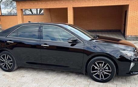 Toyota Camry, 2016 год, 1 800 000 рублей, 2 фотография
