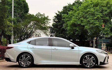 Toyota Camry, 2024 год, 3 890 000 рублей, 5 фотография